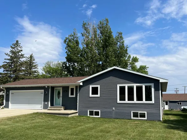 818 Bluff St, Graceville, MN 56240