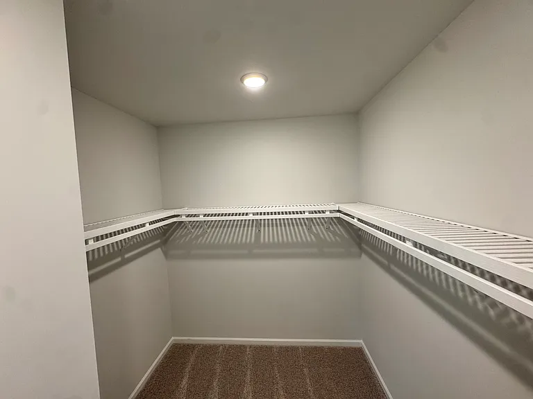 1740 Grovehurst Dr — Photo 12