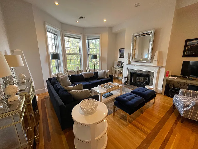 110 Marlborough St #2 — Photo 5