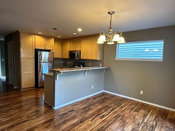 2nd image of 2960 NE Lange Ct