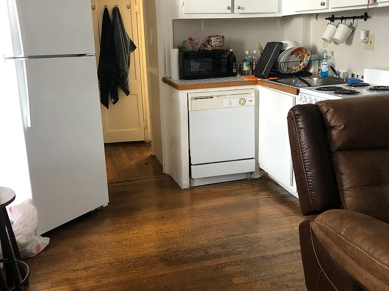 72 Revere St #3F — Photo 9