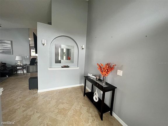3rd image of 135 Barrington Dr