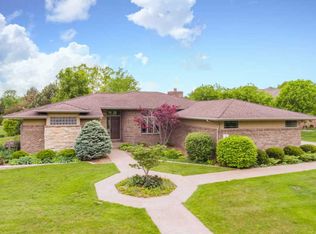 55 Diamond Point, Morton, IL 61550