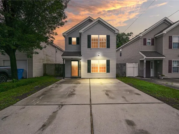 742 Milby Dr, Chesapeake, VA 23325