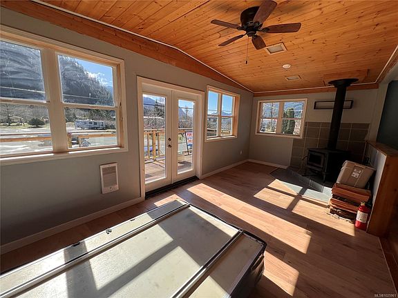 4th image of 248 Alpine View Rd