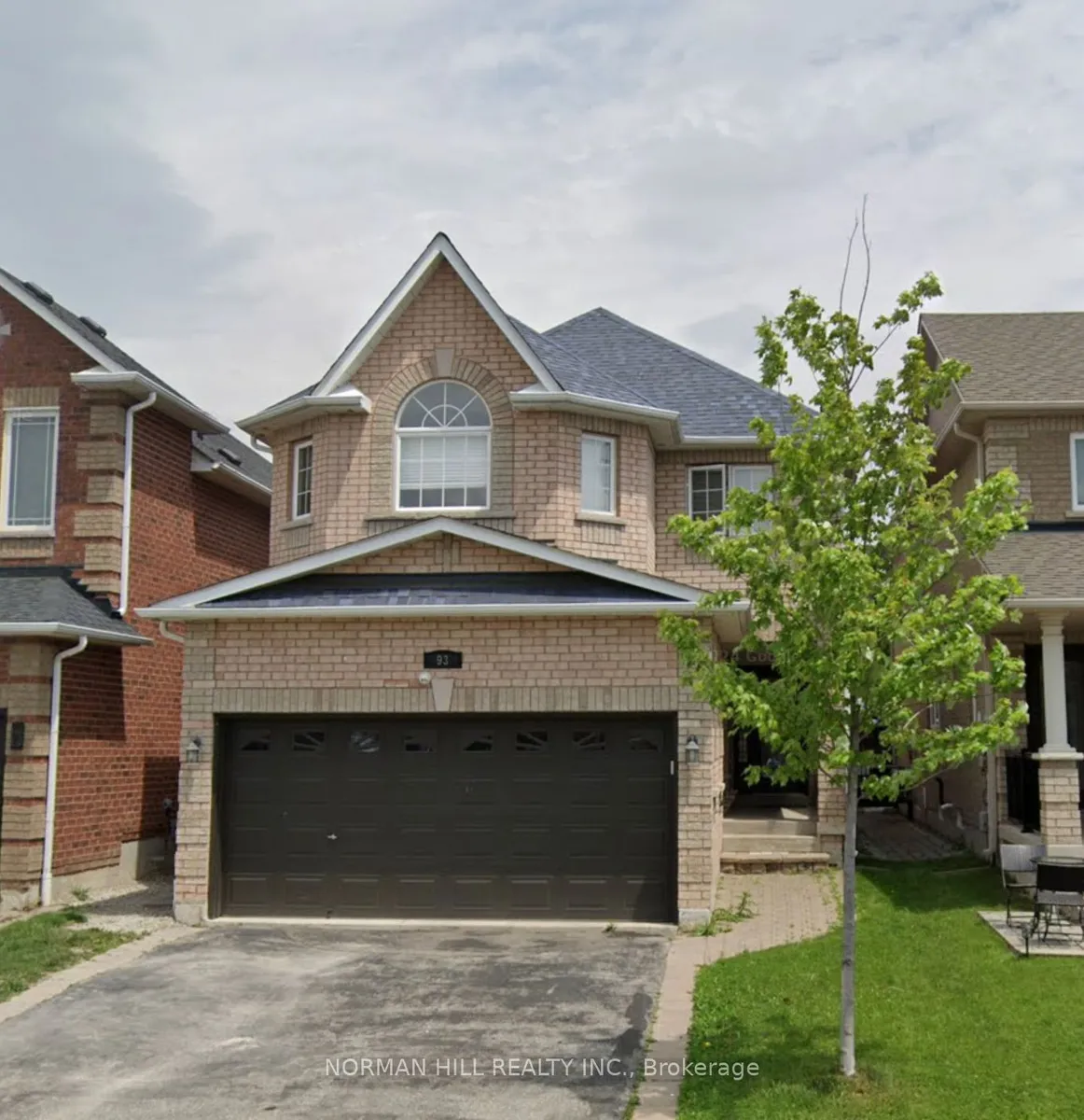 Primary Photo - 93 Humbershed Cres #LOWER