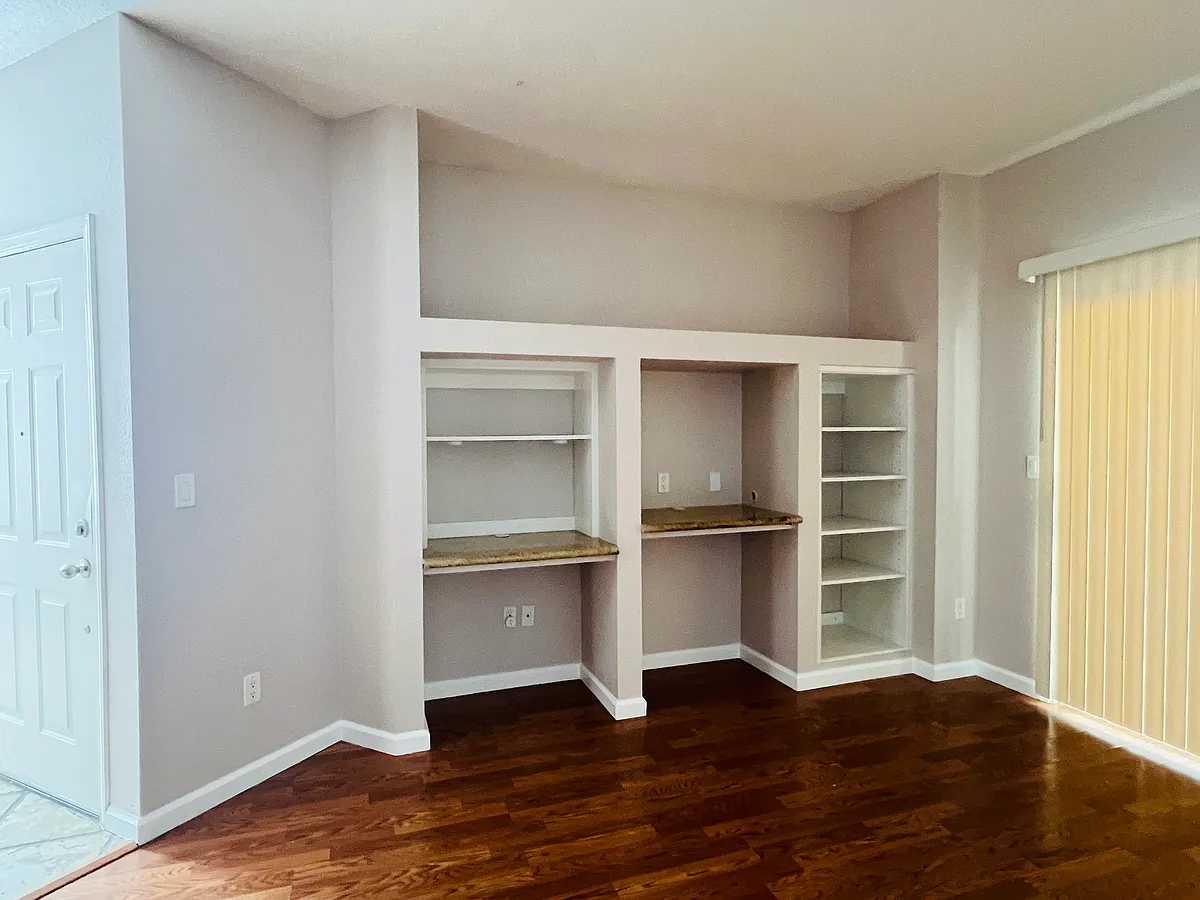 Building Photo - 885 Halidon Way #1112