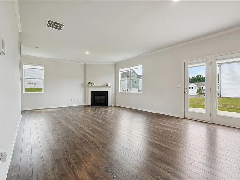 100 Fernbrook Trl — Photo 11