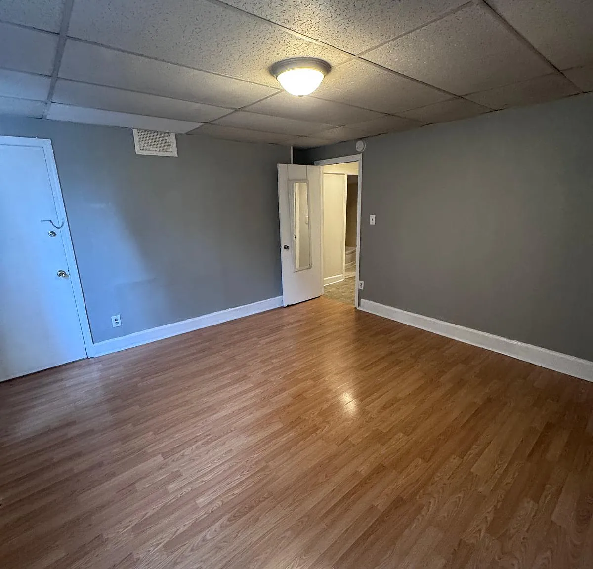 2 bed, 1200 sqft, $1,899 — Photo 4