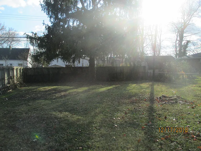 4051 Elbern Ave — Photo 3