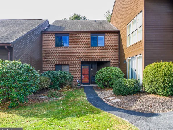 105 Village Rd, Orwigsburg, PA 17961