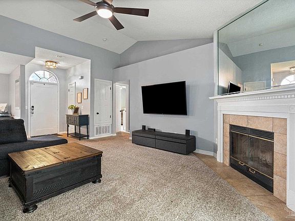 5th image of 1213 Tiffany Dr