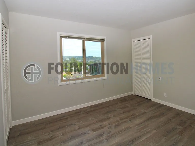 17 Portola Ave — Photo 18