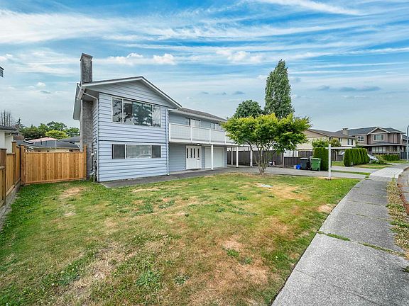 3rd image of 6439 Azure Rd