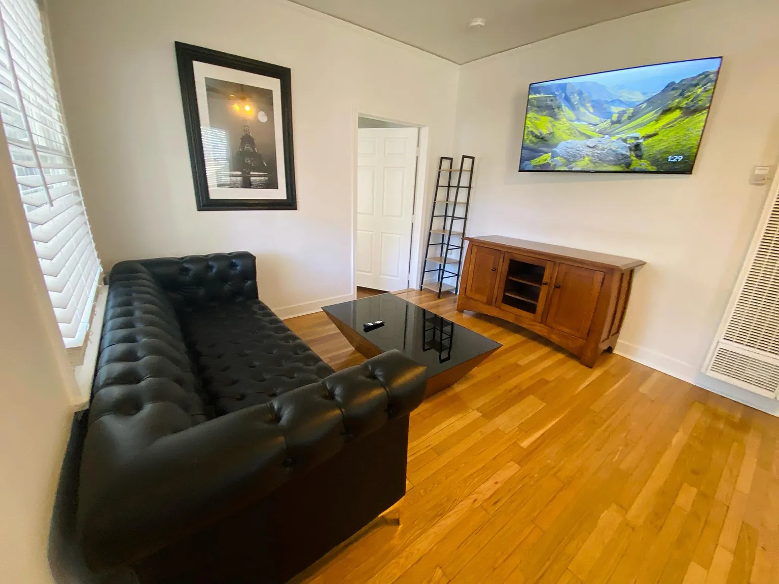 7417 Fountain Ave — Photo 3