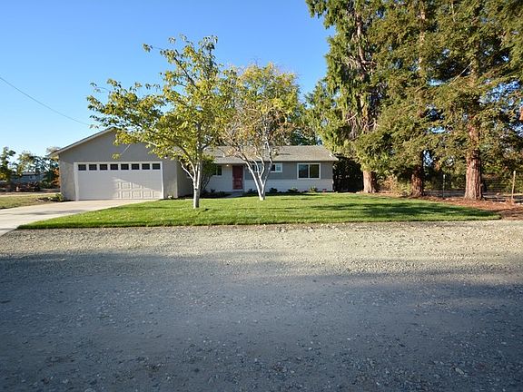 4th image of 1707 Berrywood Dr