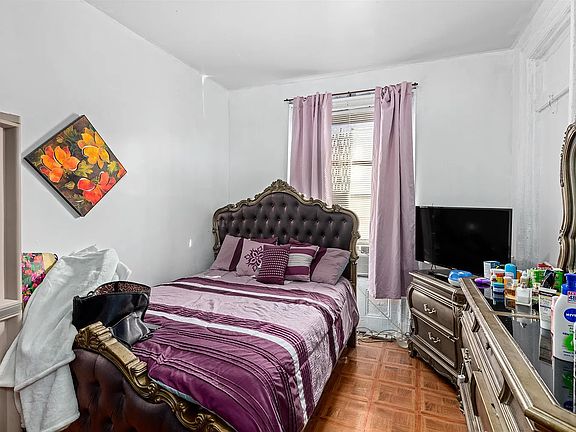 3rd image of 520 W 134th St #3D