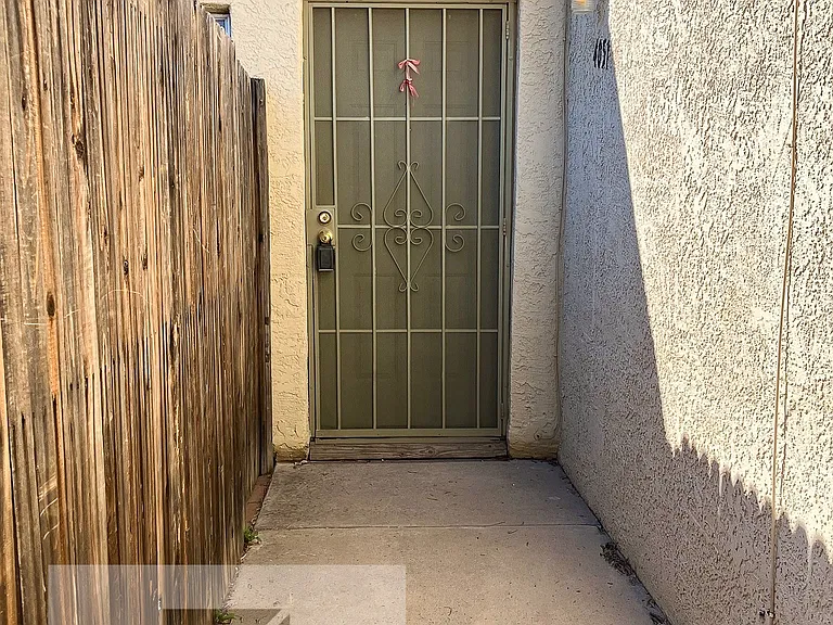 4051 E Bellevue St — Photo 1