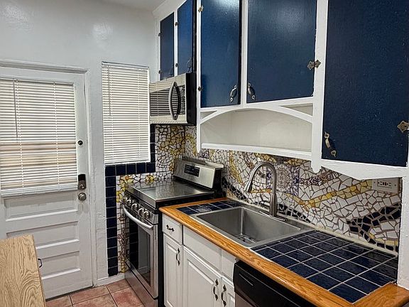 5th image of 2903 Sheridan Ave #Z