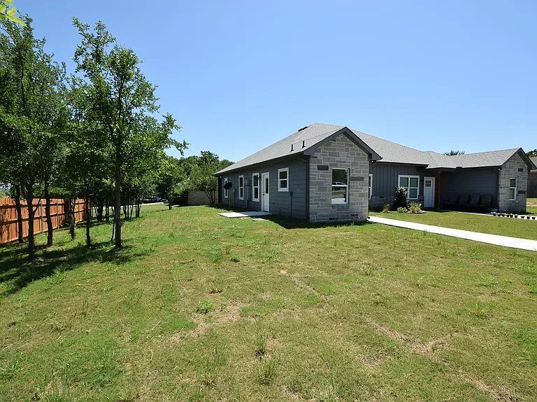 3613 Mandy Dr — Photo 15