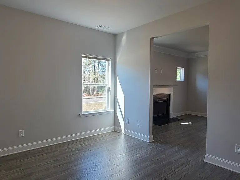 970 Laurel Cove Dr — Photo 5