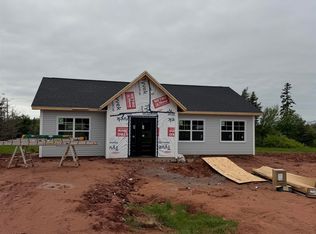 35 Rainbow Dr, Tarantum, PE C1B 3C5