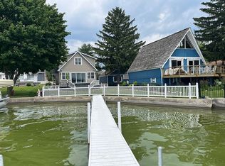 2013 Boulevard St, Rochester, IN 46975