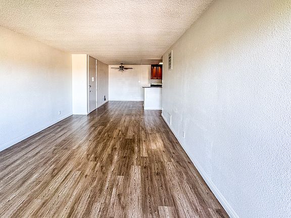 5th image of 3417 Manning Ave #Q1812