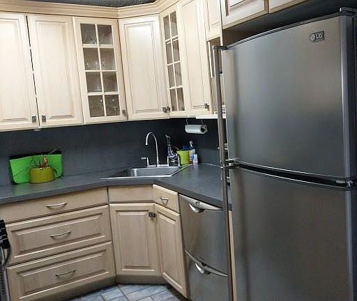 2nd image of 80 Gold St #24L