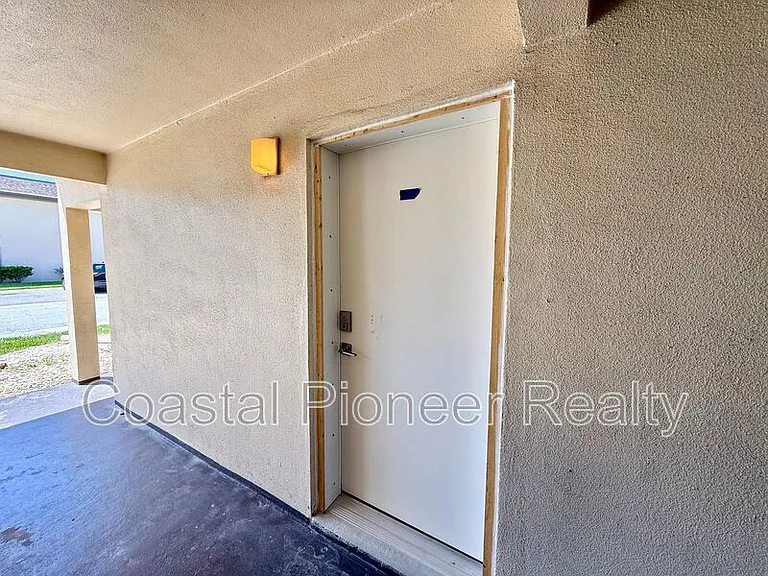 5132 Amulet Dr #A105 — Photo 2