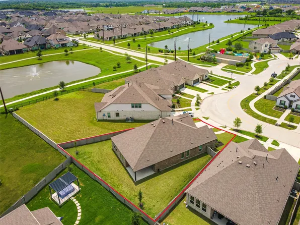 2435 Pear Blossom Ln, Manvel, TX 77578