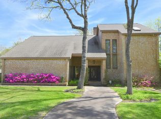 1563 Bell Oaks Dr, Bellville, TX 77418