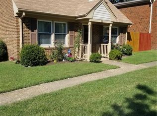 22 Glascow Way, Hampton, VA 23669