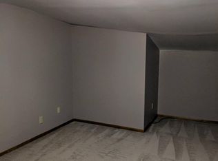 5984 Youngstown Hubbard Rd #1, Hubbard, OH 44425