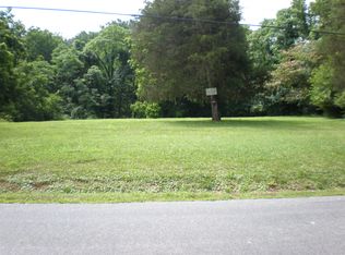 2075 Woodburn Rd, Charlottesville, VA 22901