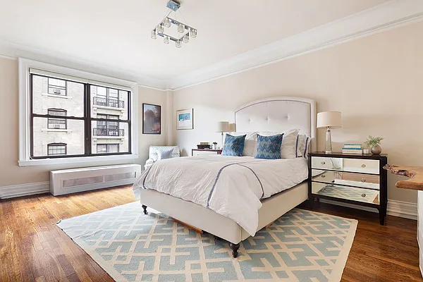 Sold by Compass | media 25