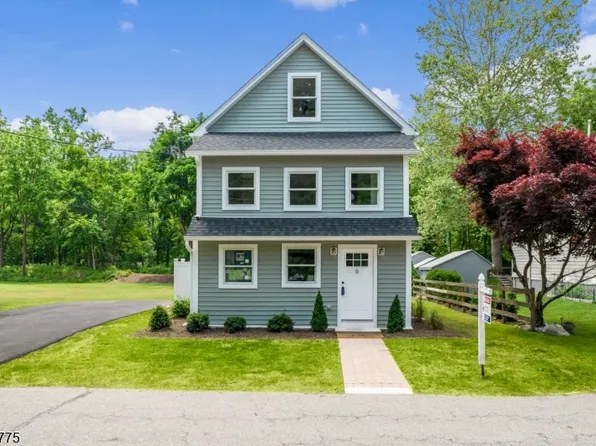6 Brook St, Peapack Gladstone Boro, NJ 07977