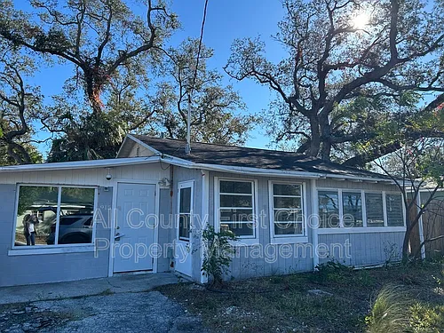 915 Ewing Ave Photo 1