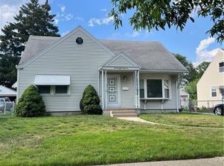 2846 Wyndale Rd, Toledo, OH 43613