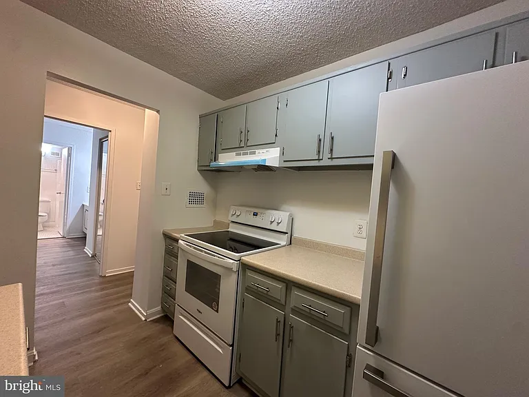 2311 Pimmit Dr #911-E — Photo 4