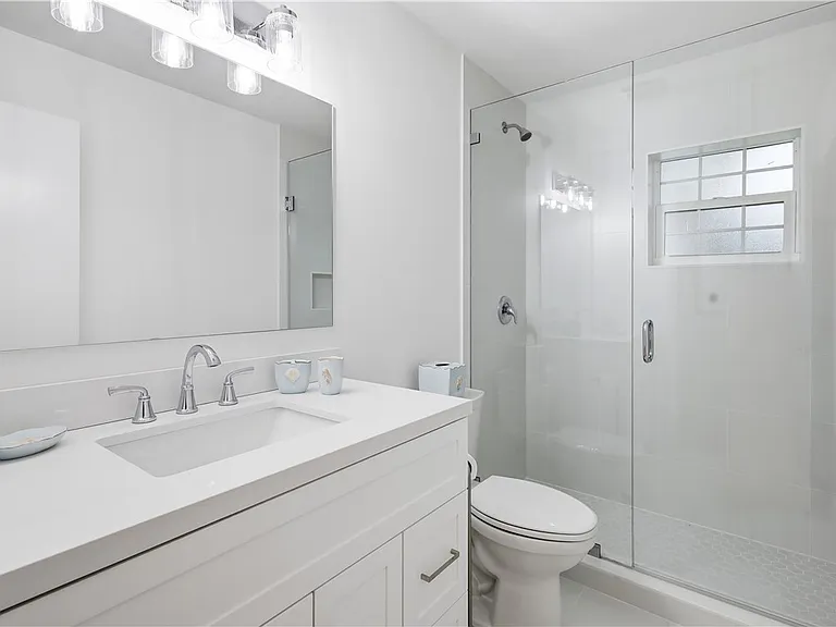 725 Dahlia Ln — Photo 18