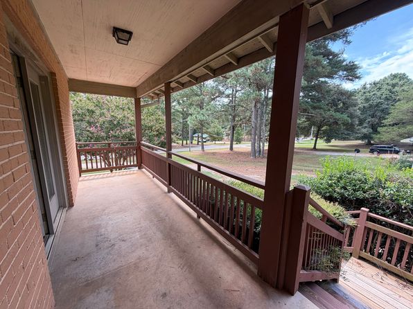 120 Pinecrest Dr Unit B