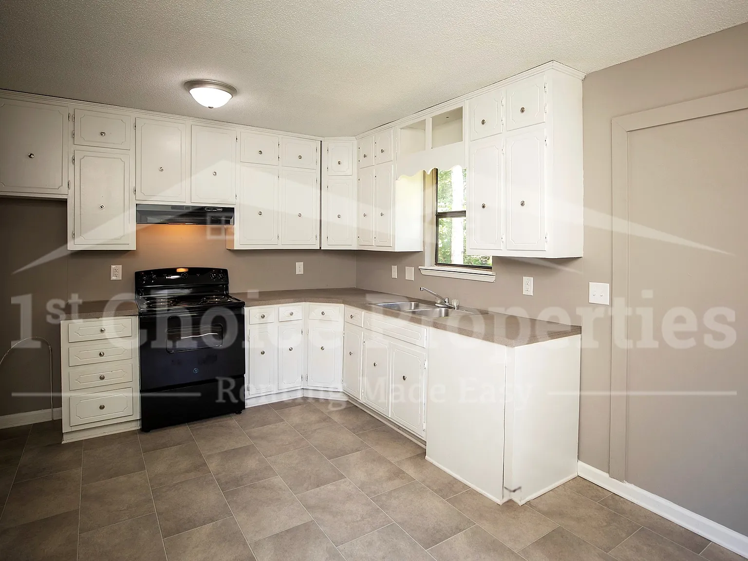 3142 Sleepy Hollow Drive-Huy Nguyen 1 - 1 — Photo 4