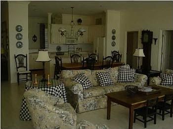 5th image of 2124 Palmetto Way