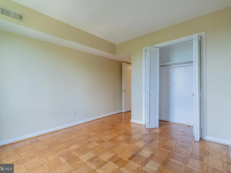 805 N Howard St #438 — Photo 20