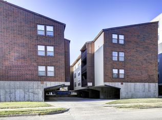 311 E Daniel St, Champaign, IL 61820