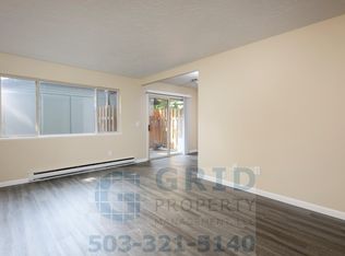 5103 SE Stark St APT D, Portland, OR 97215