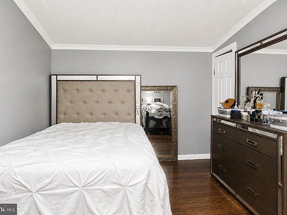 3rd image of 57 Serenity Ln