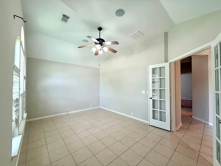 9006 Sundown Dr — Photo 6