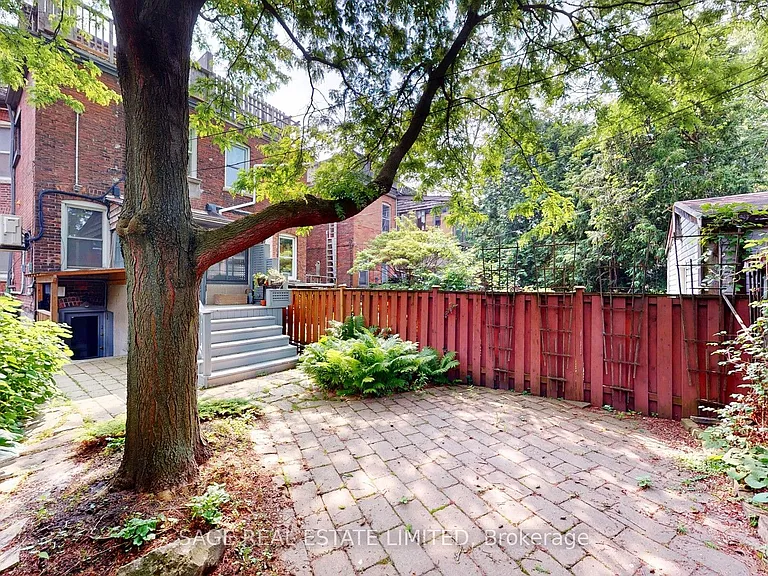 532 Brunswick Ave #LOWER — Photo 16